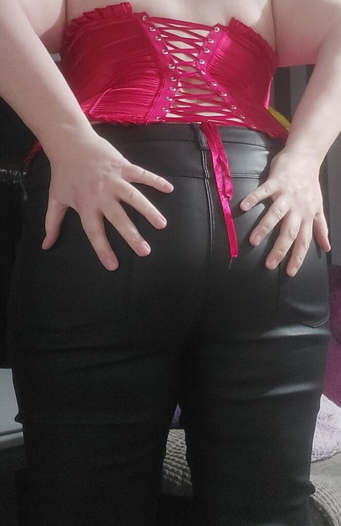 Photo of SaucyOne, creator on OnlyFans with exclusive content