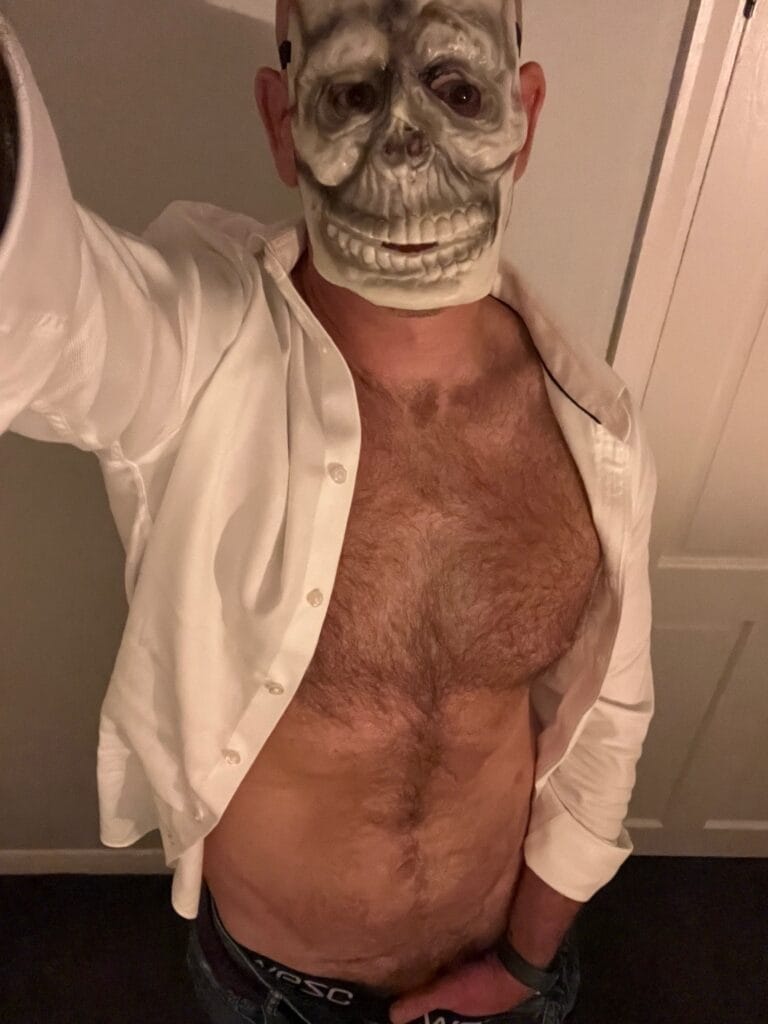 Photo of Mr L, creator on OnlyFans with exclusive content