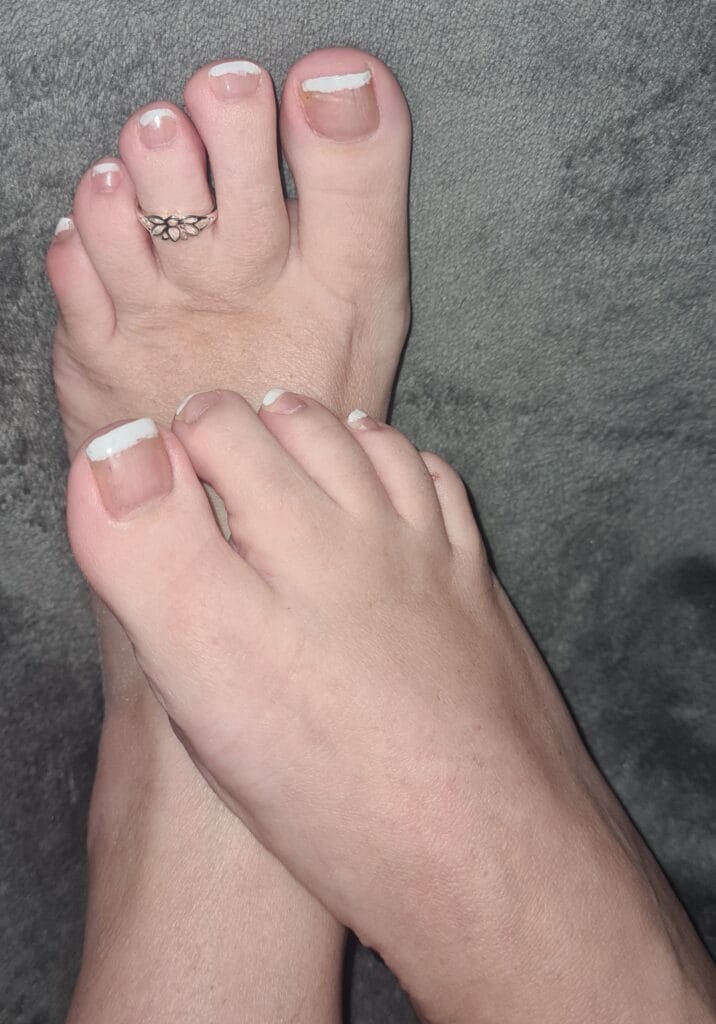 Photo of 👠Petite Feet 👠, creator on OnlyFans with exclusive content