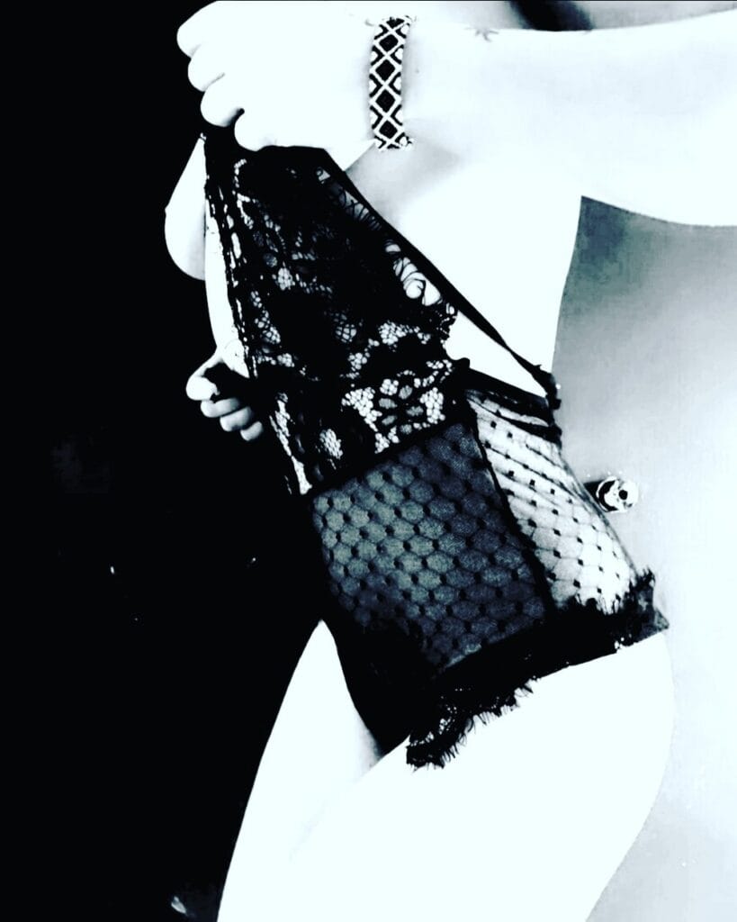 Photo of Amour Roux, creator on OnlyFans with exclusive content