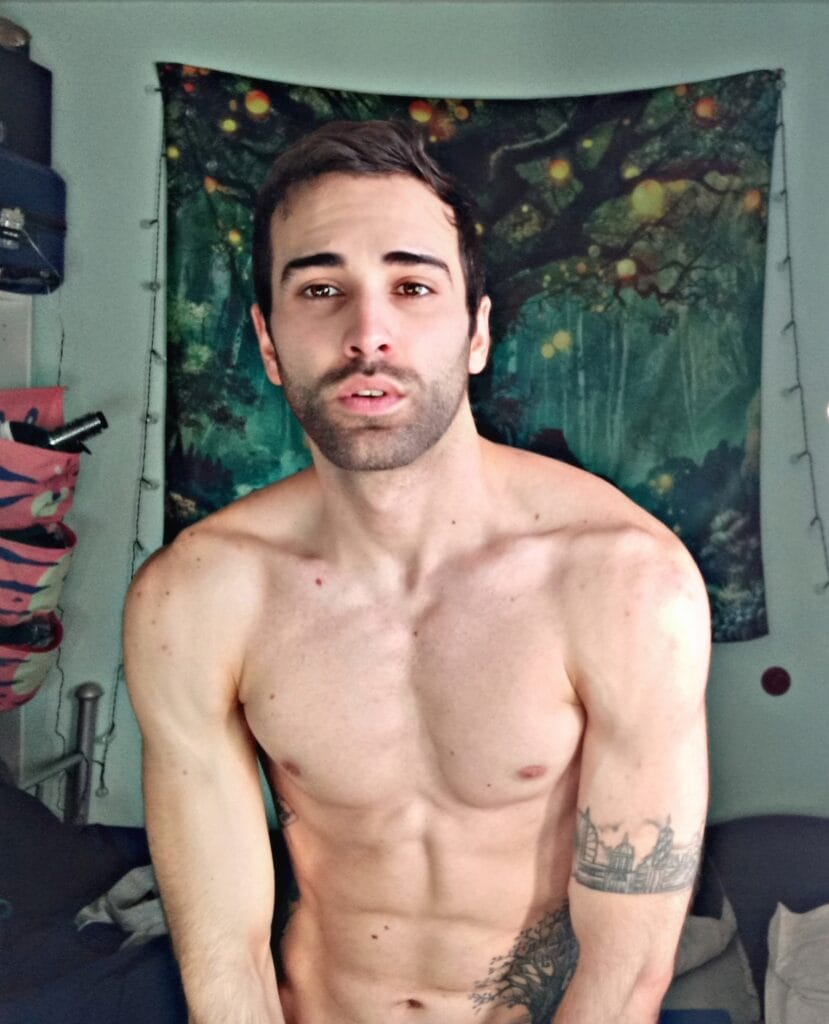 Photo of Spanish in London, creator on OnlyFans with exclusive content