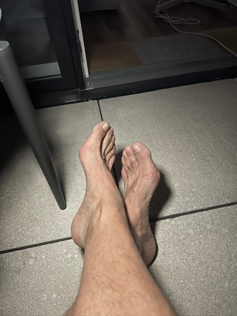 Photo of Omgfeetguy, creator on OnlyFans with exclusive content