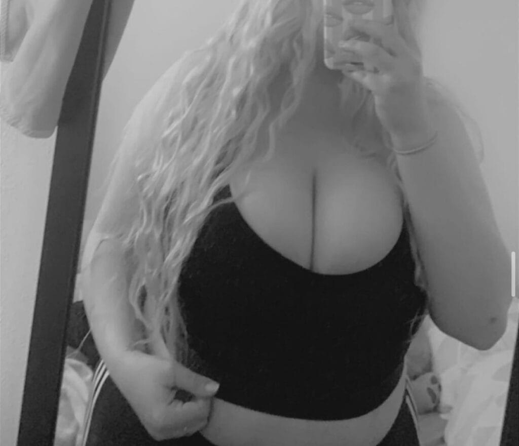 Photo of Rhi, creator on OnlyFans with exclusive content