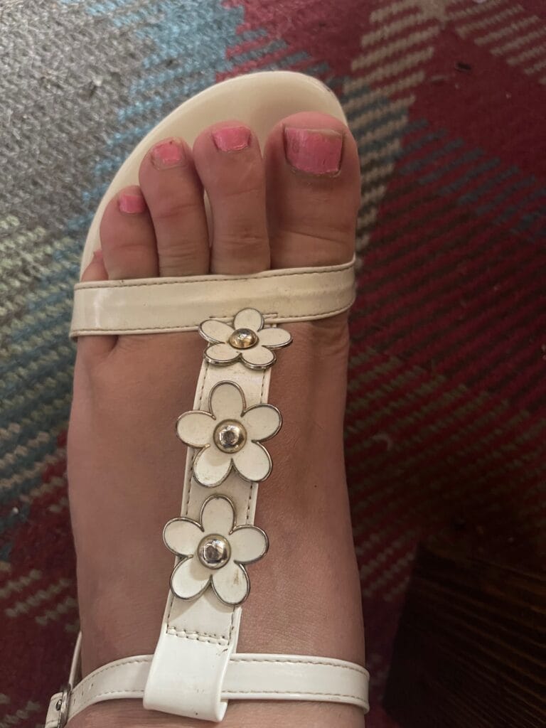 Photo of Pretty big feet, creator on OnlyFans with exclusive content