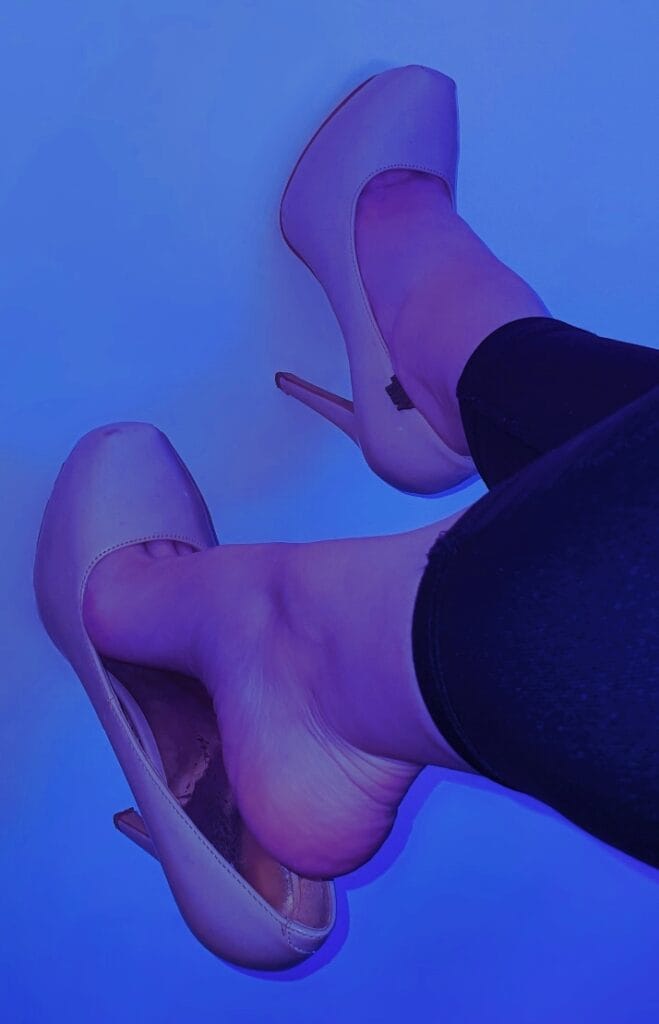 Photo of 🔥👣Jill's Feet👣🔥, creator on OnlyFans with exclusive content