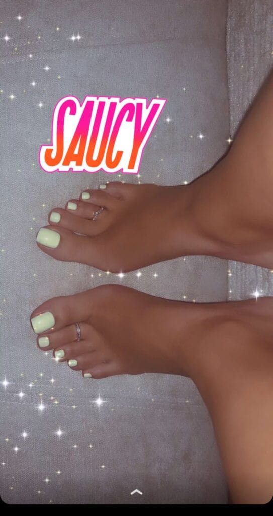 Photo of Mia’s feet 👣, creator on OnlyFans with exclusive content