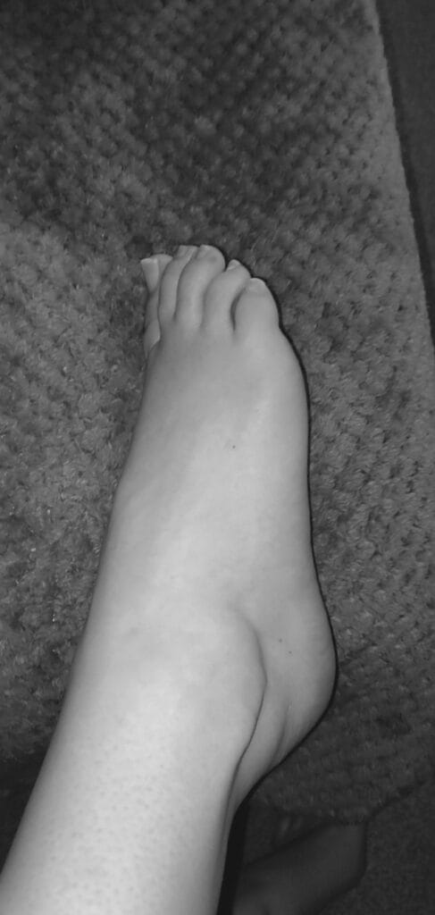 Photo of Lushfeetprettytoes, creator on OnlyFans with exclusive content