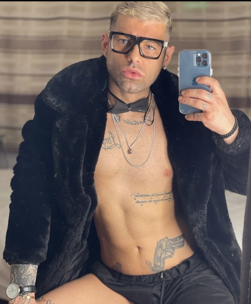Photo of VitoXXL, creator on OnlyFans with exclusive content