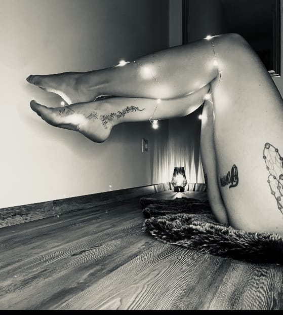 Photo of Mykinkyfeet, creator on OnlyFans with exclusive content
