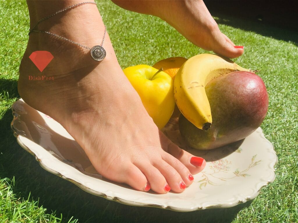 Photo of DishFeet, creator on OnlyFans with exclusive content