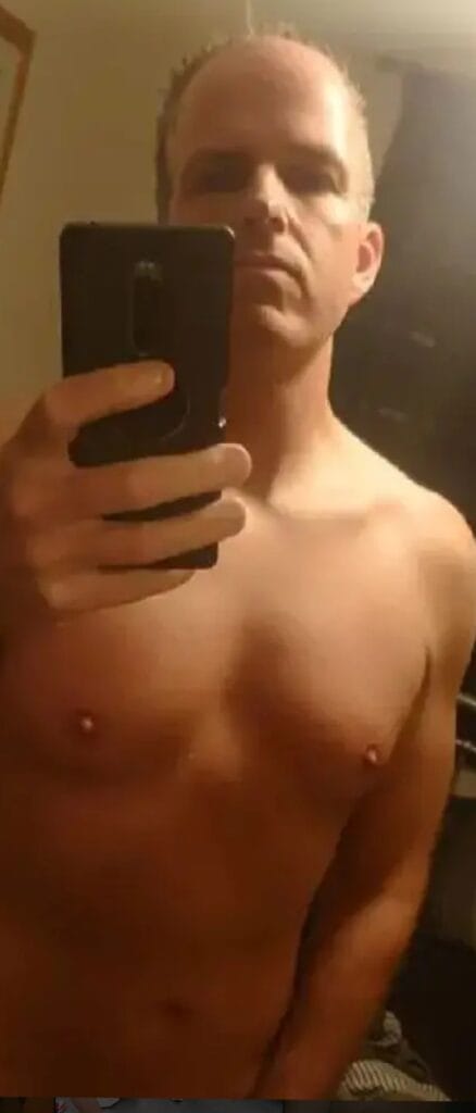 Photo of CO, creator on OnlyFans with exclusive content