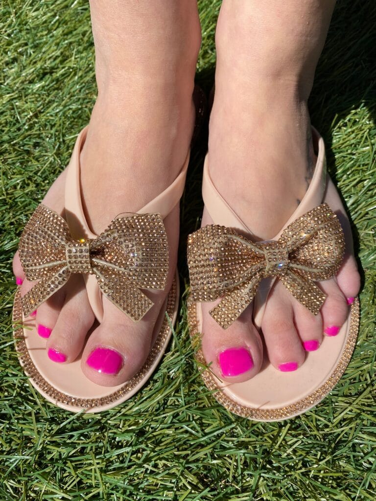 Photo of Sweetpetitefeet88, creator on OnlyFans with exclusive content