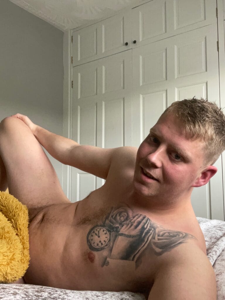 Photo of Todd showers, creator on OnlyFans with exclusive content