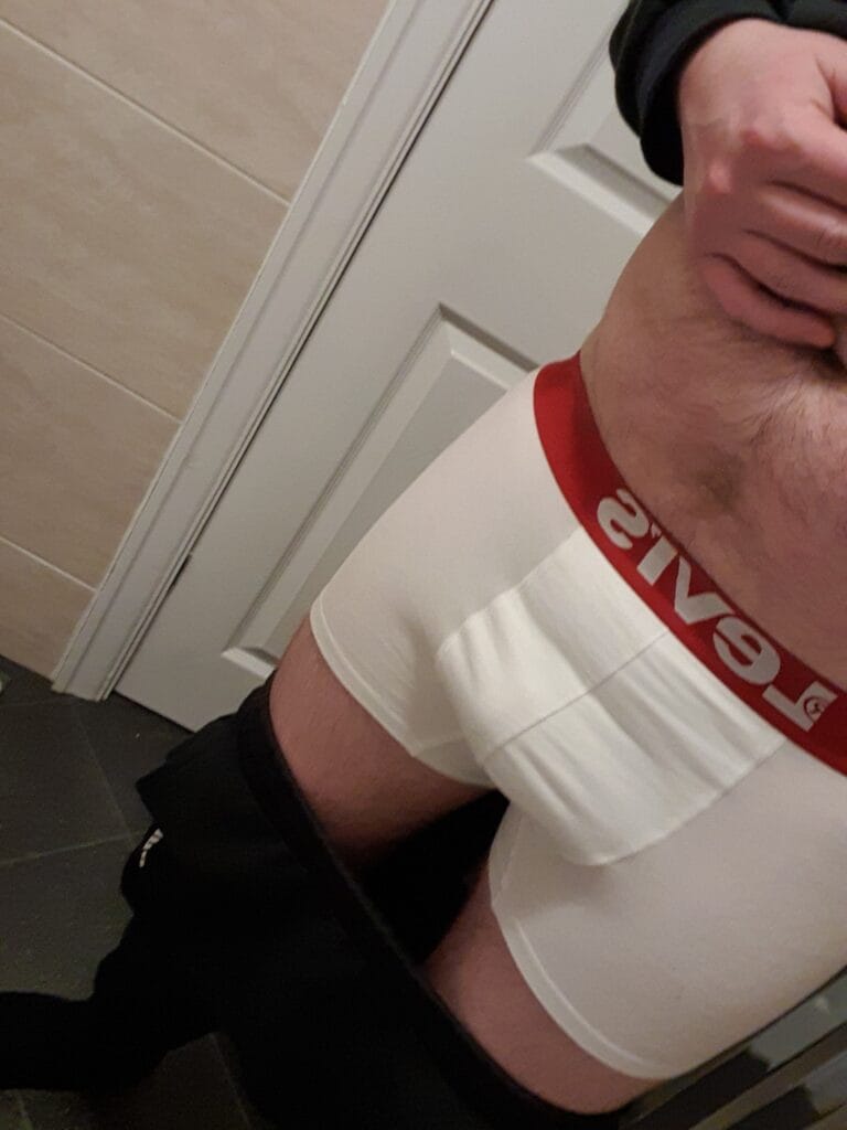 Photo of Andy, creator on OnlyFans with exclusive content