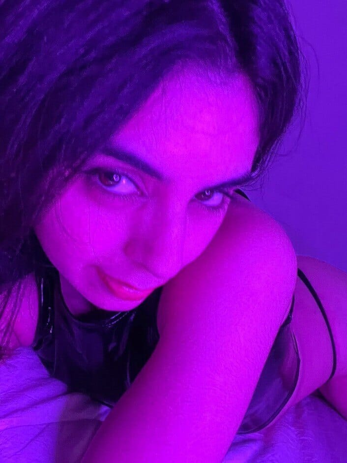 Photo of Zaraprincess, creator on OnlyFans with exclusive content