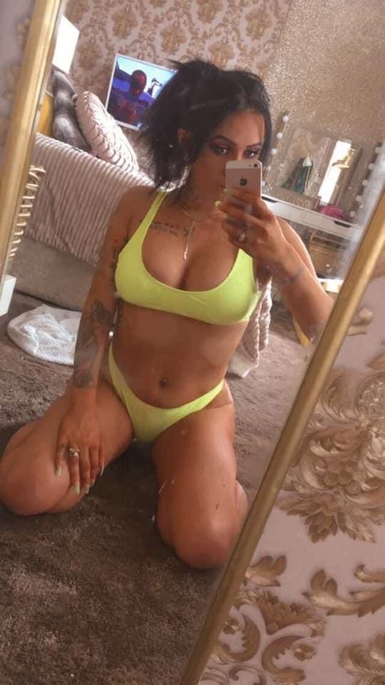 Photo of QueenTee, creator on OnlyFans with exclusive content