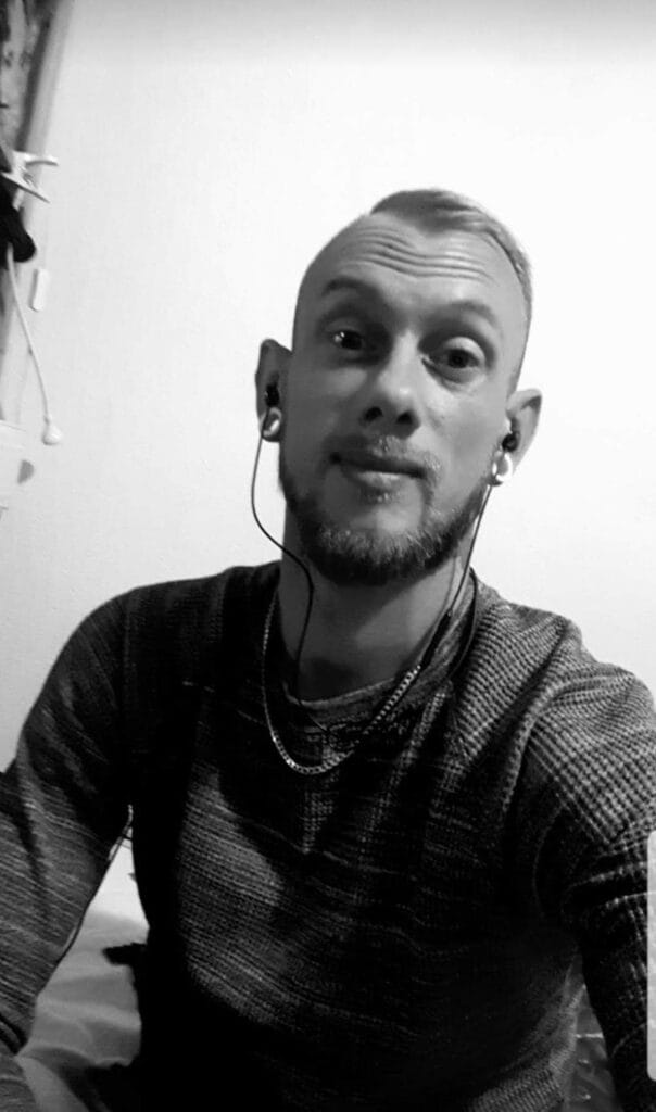 Photo of Razo, creator on OnlyFans with exclusive content