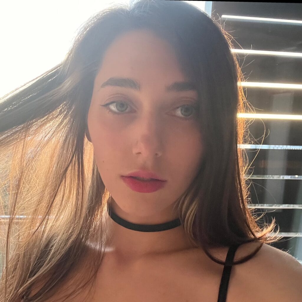 Photo of ♥HEY_FOXY FREE♥, creator on OnlyFans with exclusive content