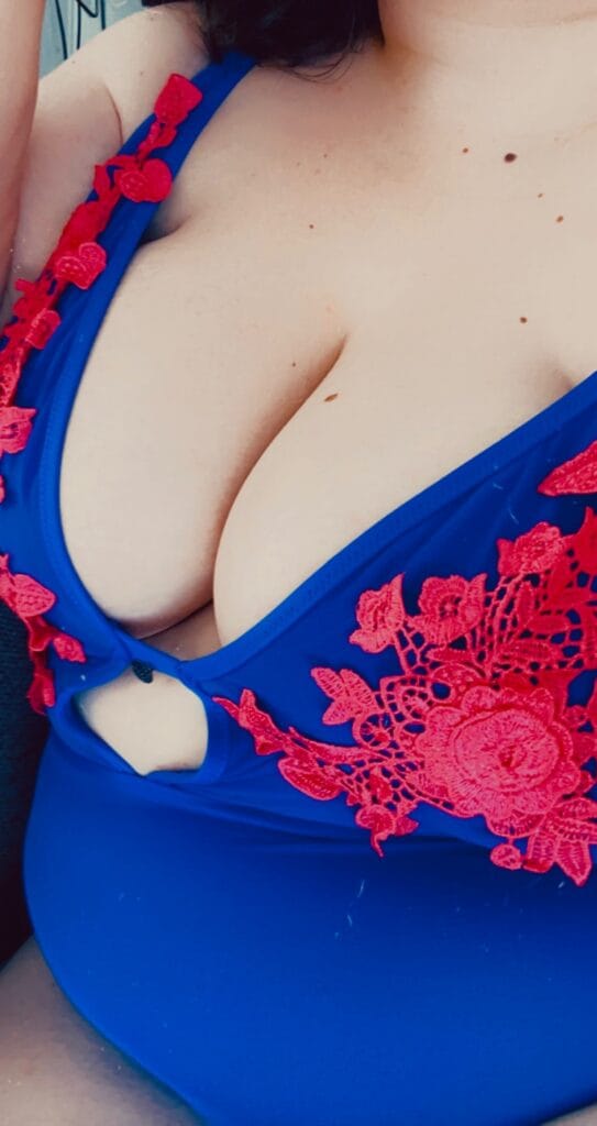 Photo of Lady Rose, creator on OnlyFans with exclusive content