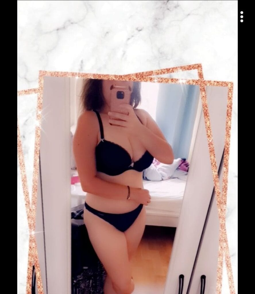 Photo of Molly, creator on OnlyFans with exclusive content