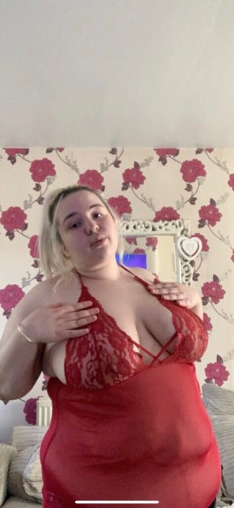 Photo of Primrose🧚🏼‍♀️, creator on OnlyFans with exclusive content