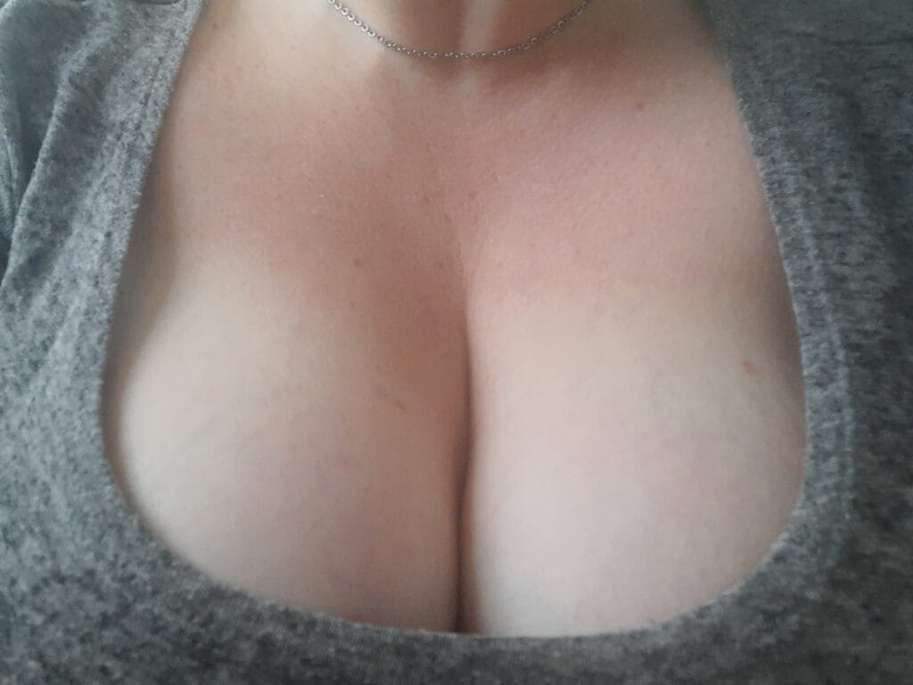 Photo of Mama_Melons, creator on OnlyFans with exclusive content